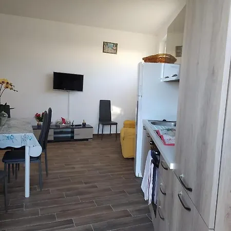 Appartamento A *